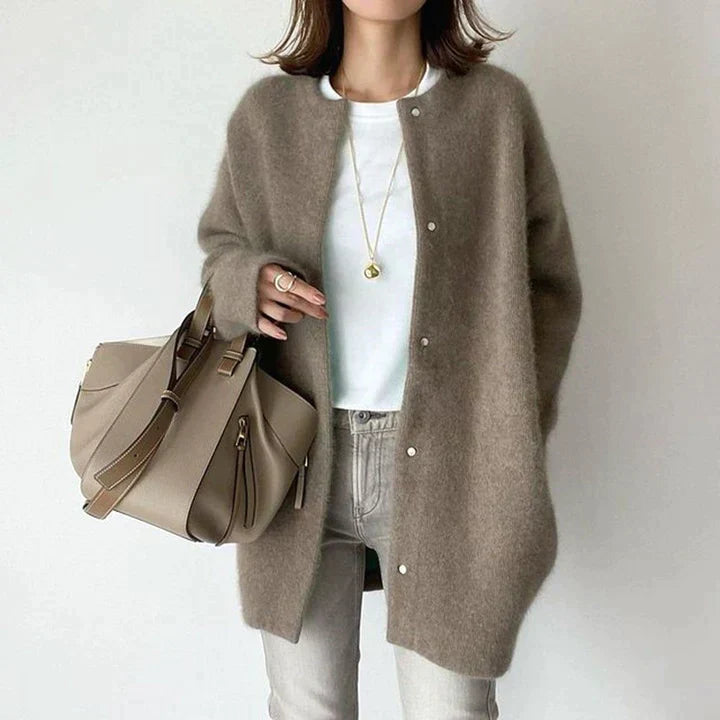 Claudia - Simpel Elegante Cardigan met Knopen