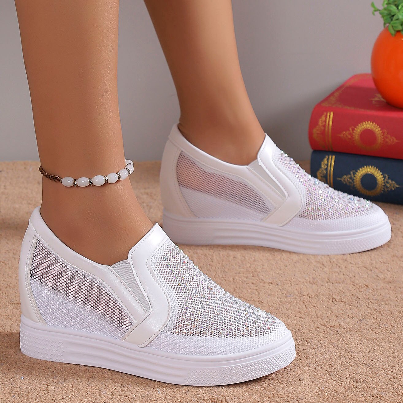Eliana™ | Dames Sneakers met Witte Kristallen