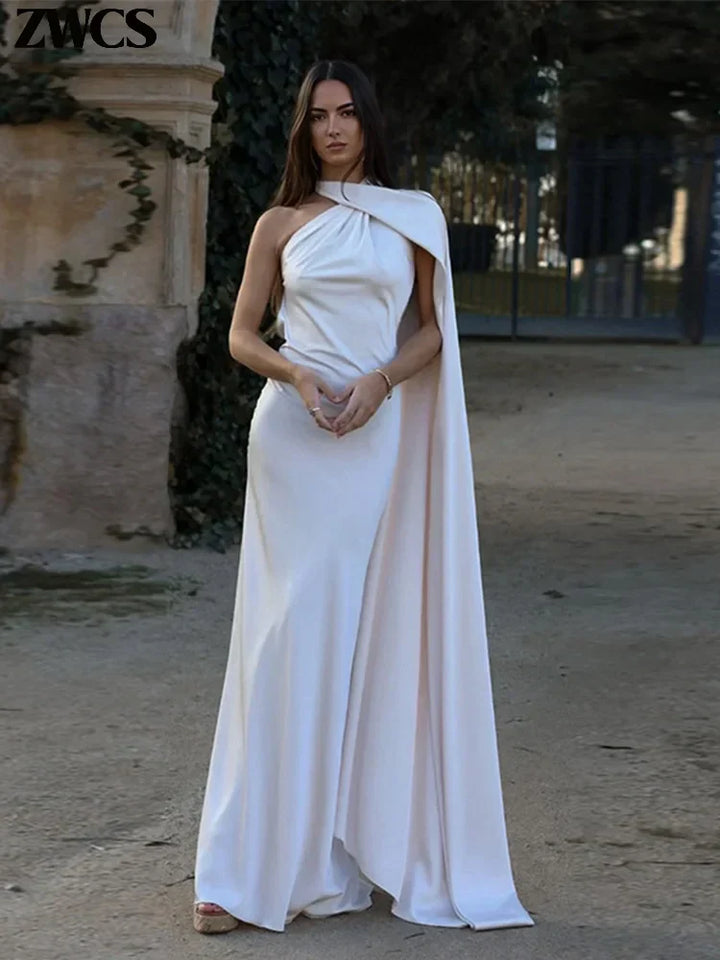Adaline - Tijdloos Cape-Maxikleed