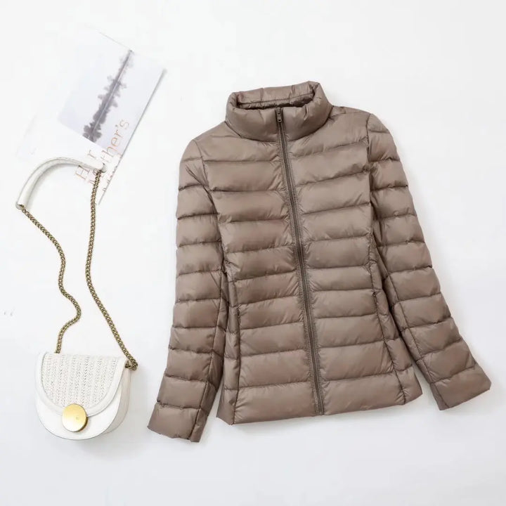 Evi - Ultra Lichte Puffer