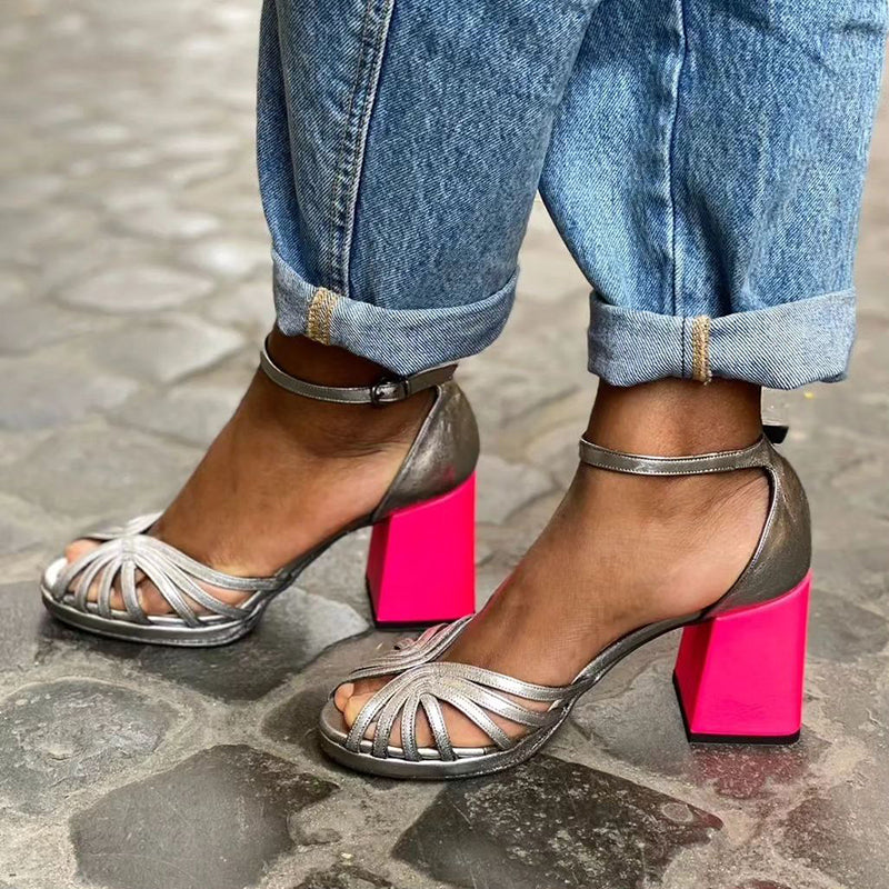 Seraphina™ | Glanzende sandalen met een brede hak en elegante gesp
