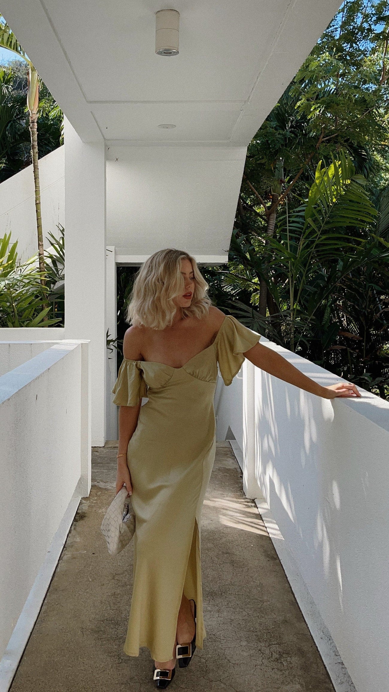 Nalani - Off-shoulder Maxidress met Vlindermouwen